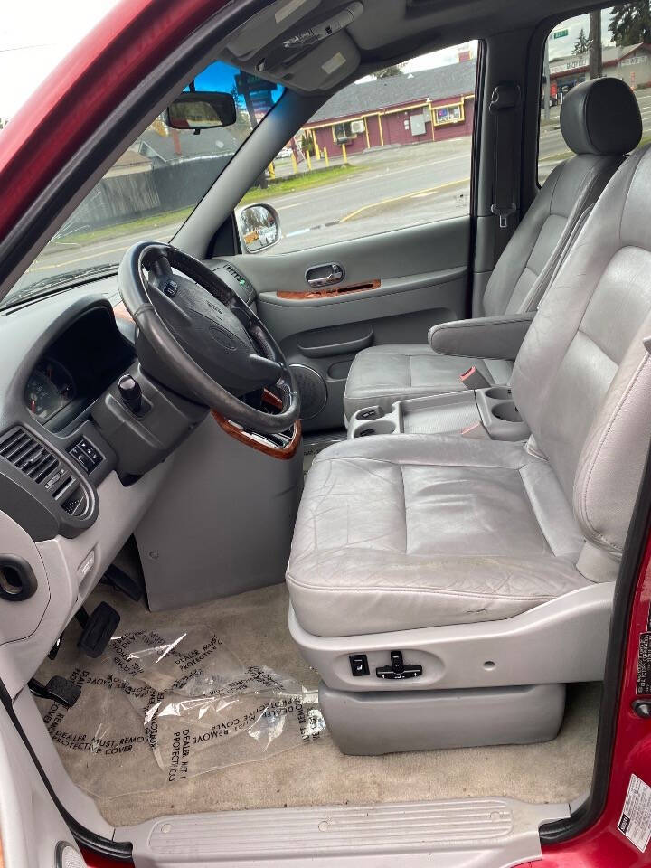 2005 Kia Sedona for sale at Quality Auto Sales in Tacoma, WA