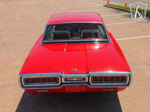 1965 Ford Thunderbird