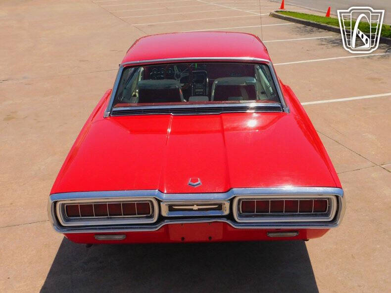 1965 Ford Thunderbird