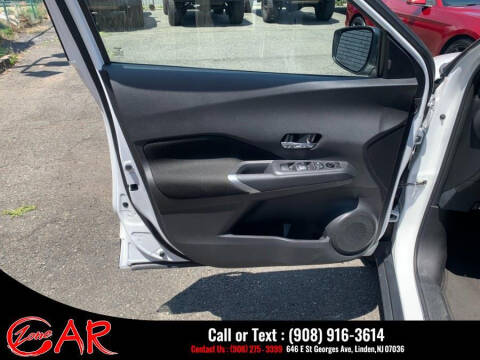 2022 Nissan Kicks SV