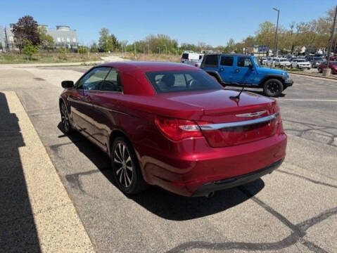 2012 Chrysler 200 S