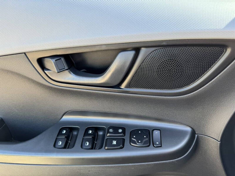 2021 Hyundai Kona SE