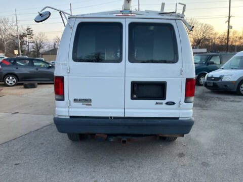 2011 Ford E-Series E-250
