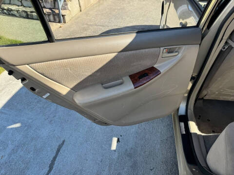 2006 Toyota Corolla LE