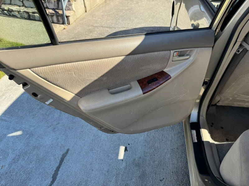 2006 Toyota Corolla LE