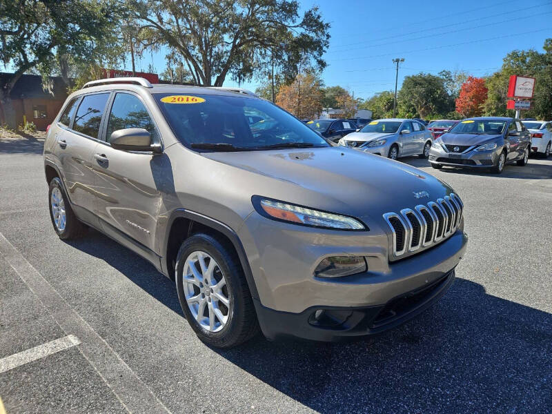 2016 Jeep Cherokee Latitude