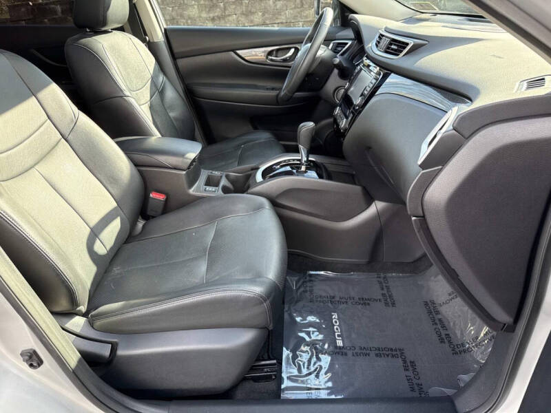 2015 Nissan Rogue SL