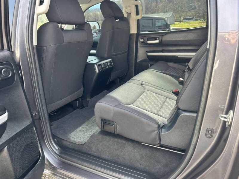 2018 Toyota Tundra SR5