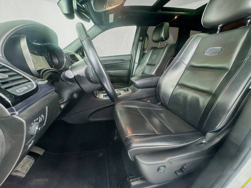 2020 Jeep Grand Cherokee Overland