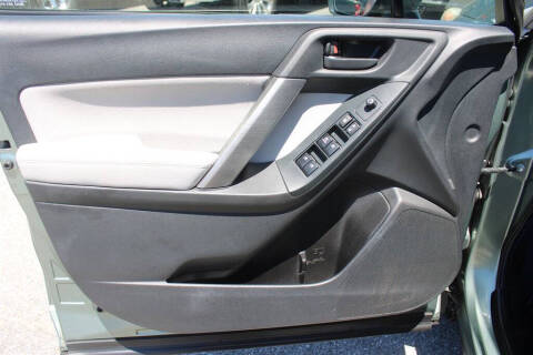 2014 Subaru Forester 2.5i