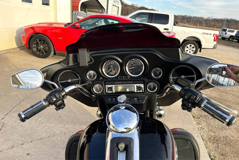 2010 Harley-Davidson FLHTCU Ult EG Classic