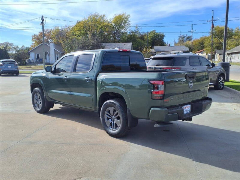 2026 Nissan Frontier SV