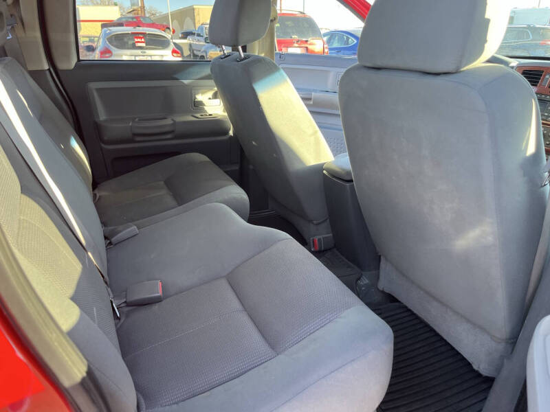 2005 Dodge Dakota SLT