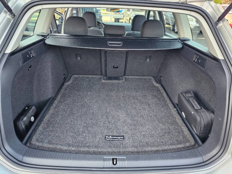 2017 Volkswagen Golf SportWagen TSI S 4Motion