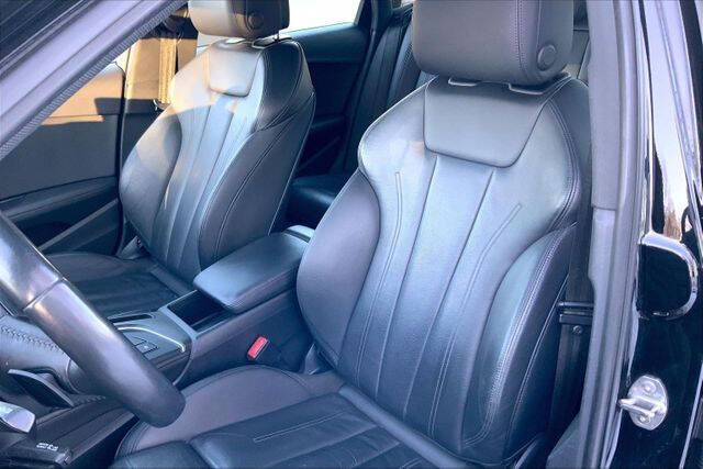 2019 Audi A4 quattro Premium Plus 45 TFSI