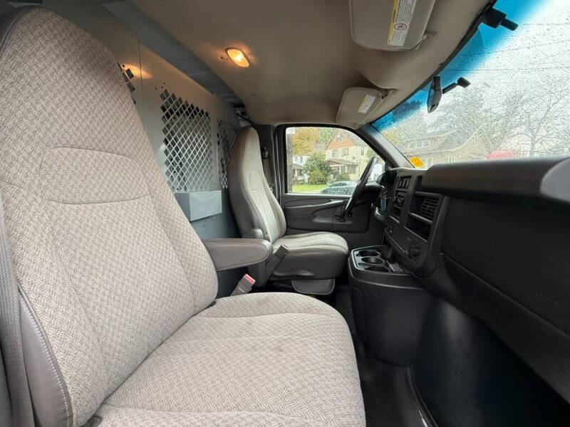 2015 GMC Savana 3500