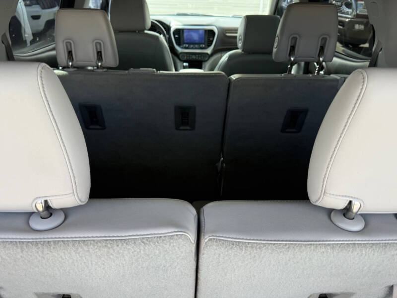 2017 GMC Acadia SLT-1