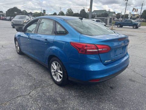 2017 Ford Focus SE
