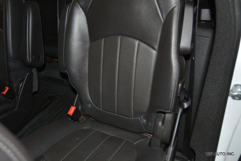 2016 GMC Acadia Denali