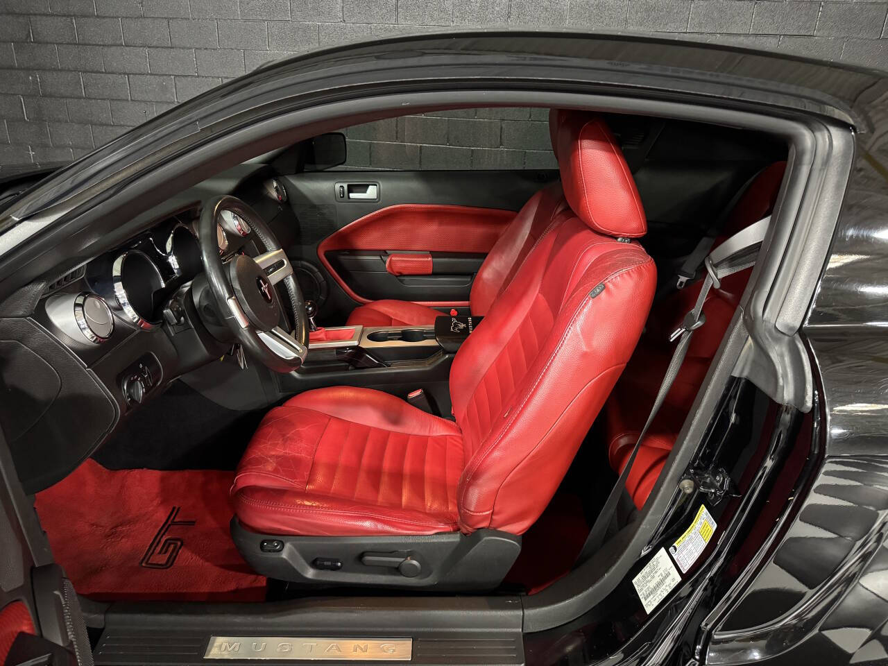 2008 Ford Mustang 51