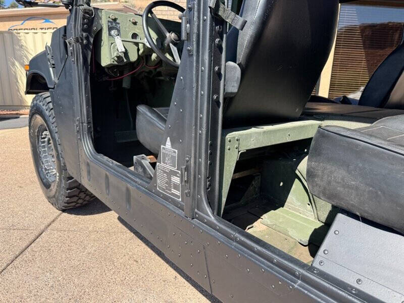 1987 AM General HMMWV