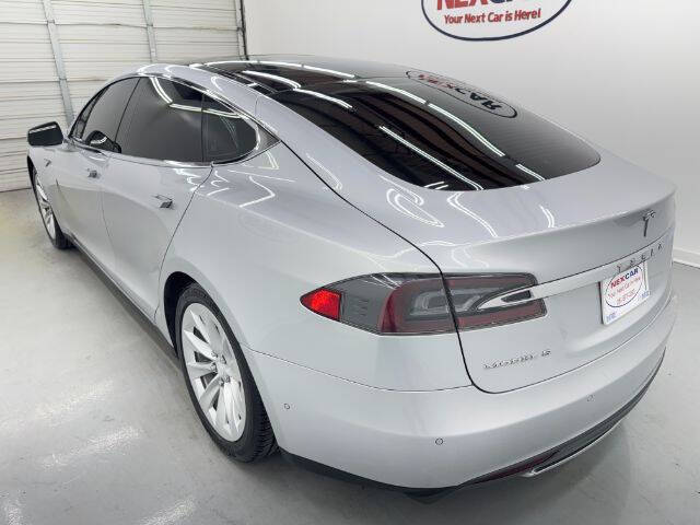 2015 Tesla Model S