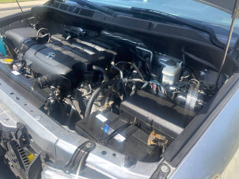 2016 Toyota Sequoia SR5