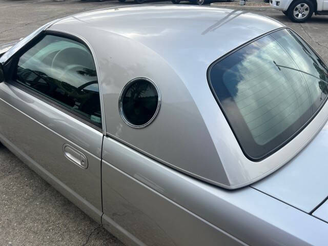 2004 Ford Thunderbird Deluxe