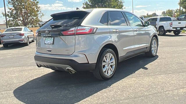 2022 Ford Edge Titanium