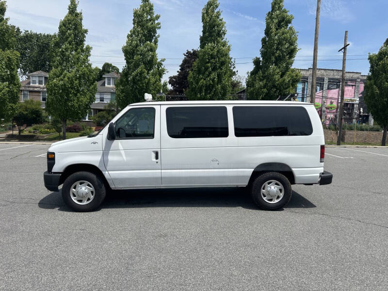 2012 Ford E-Series E-350 SD