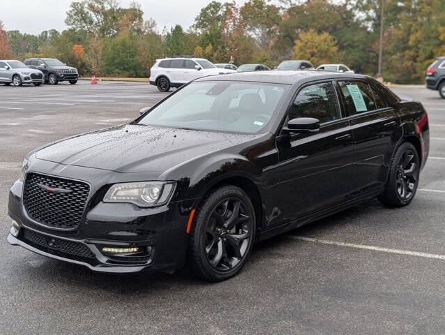 2023 Chrysler 300 S V8