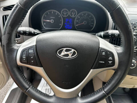 2011 Hyundai Elantra Touring SE