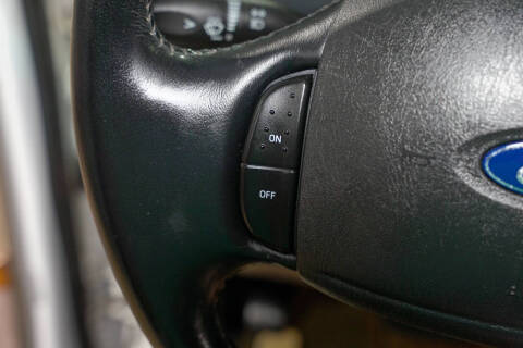 2002 Ford E-Series E-150