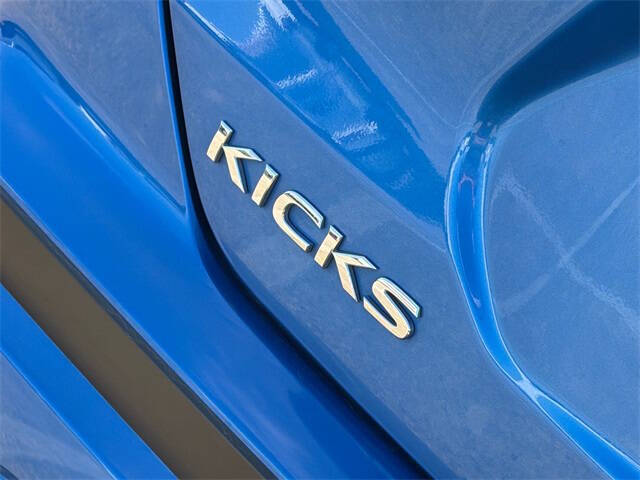 2024 Nissan Kicks S