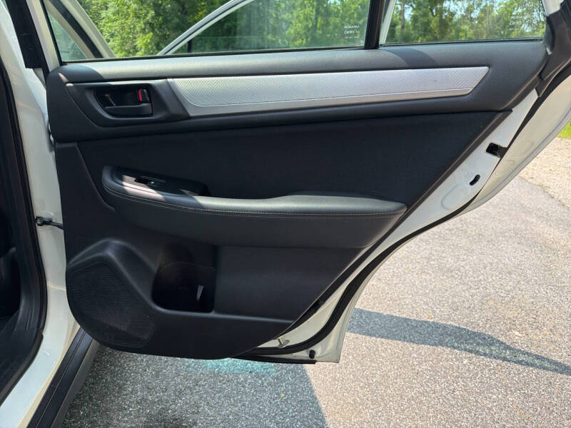 2017 Subaru Outback 2.5i