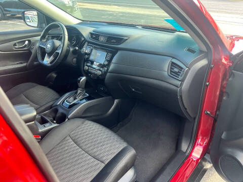 2020 Nissan Rogue SV