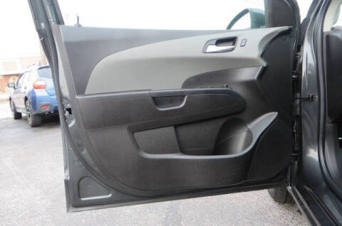 2016 Chevrolet Sonic LT Auto