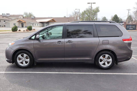 2012 Toyota Sienna