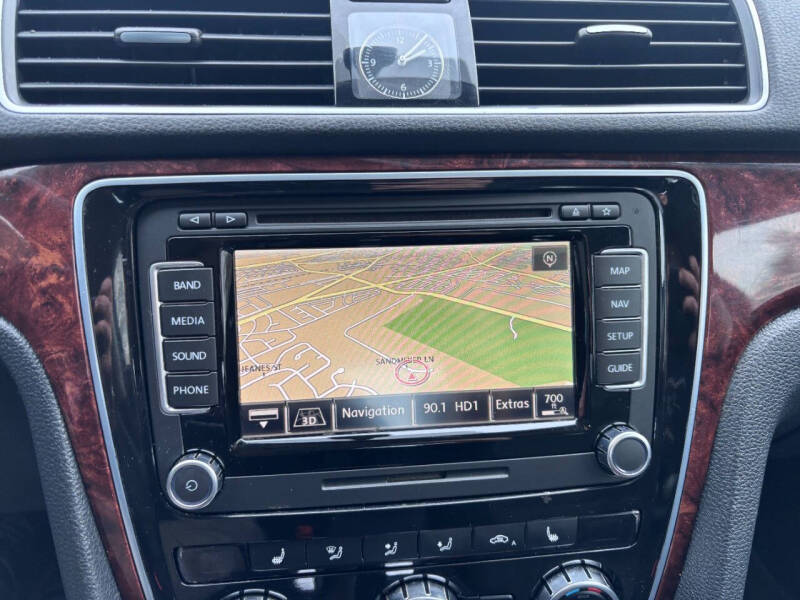 2013 Volkswagen Passat TDI SEL Premium