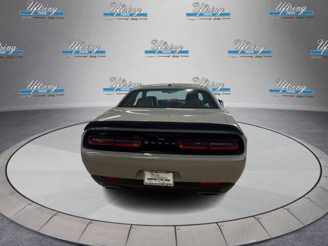 2021 Dodge Challenger