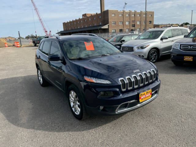 2016 Jeep Cherokee for sale at BEST DEAL AUTO SALES in Moorhead, MN