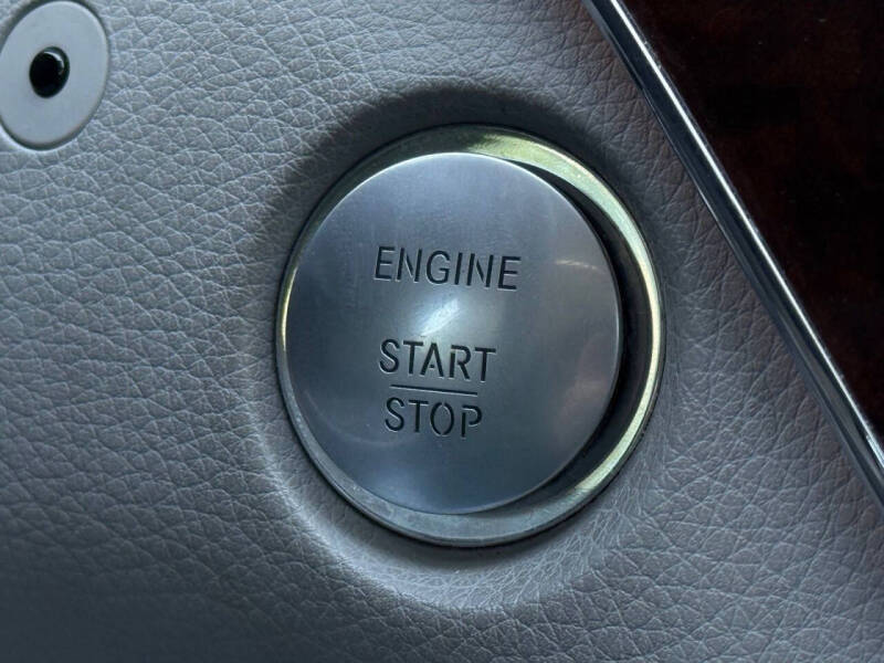 2010 Mercedes-Benz S-Class S 550