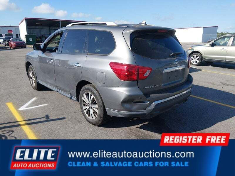 2019 Nissan Pathfinder SV