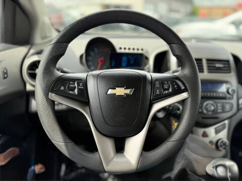 2015 Chevrolet Sonic LT Auto