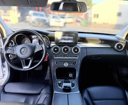 2016 Mercedes-Benz C-Class