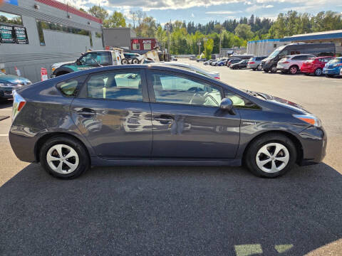 2015 Toyota Prius Two