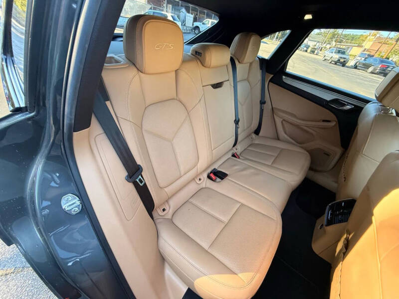 2017 Porsche Macan GTS