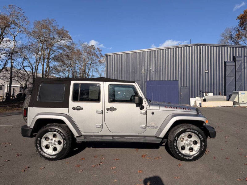 2013 Jeep Wrangler Unlimited Sahara