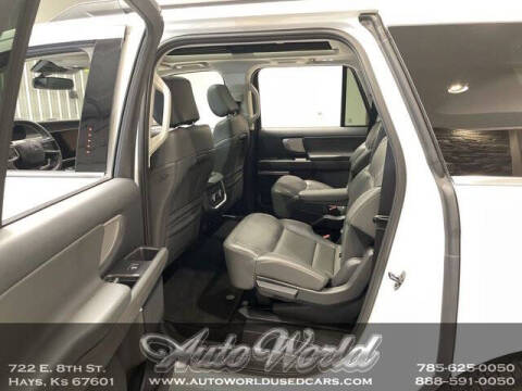 2025 Ford Expedition MAX Active