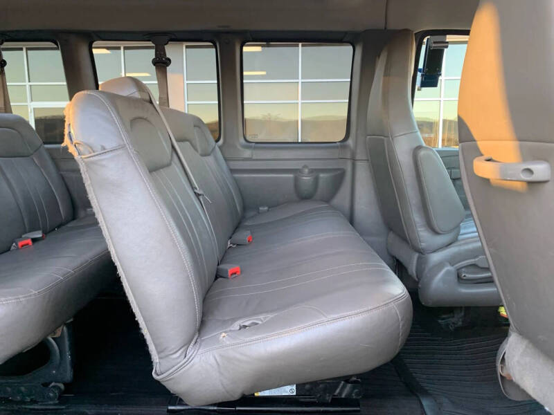 2016 Chevrolet Express LS 3500